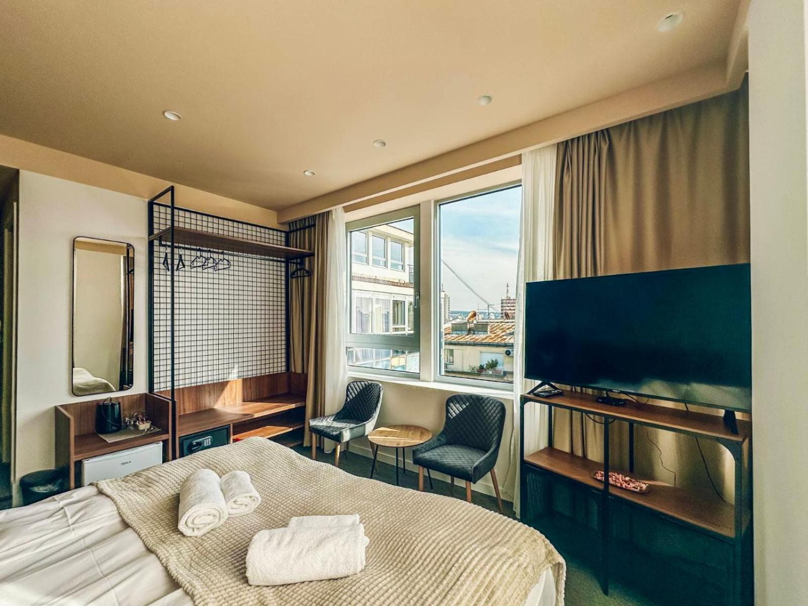 Circle Of 2 Apartment Beograd Ngoại thất bức ảnh